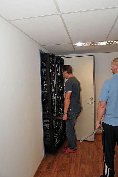 Ut av gangen og inn i de nye lokalene.