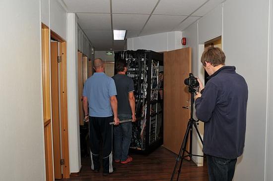 Og så inn på serverrommet til slutt.